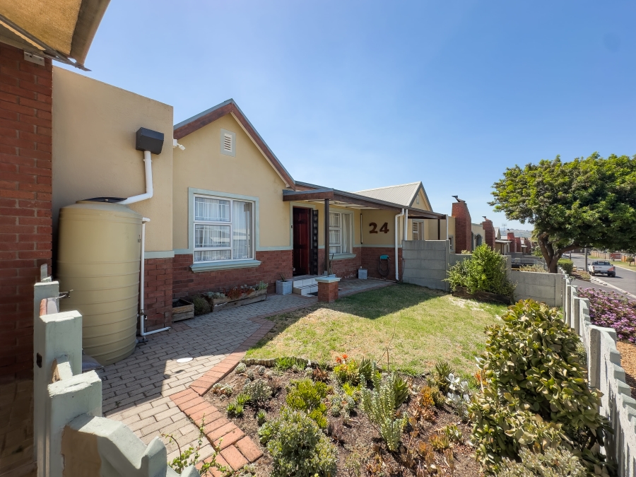 3 Bedroom Property for Sale in Ruwari Western Cape